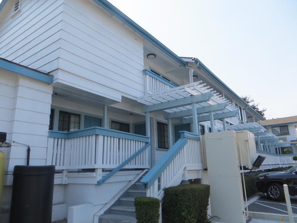 Arbor Inn Монтерей Экстерьер фото